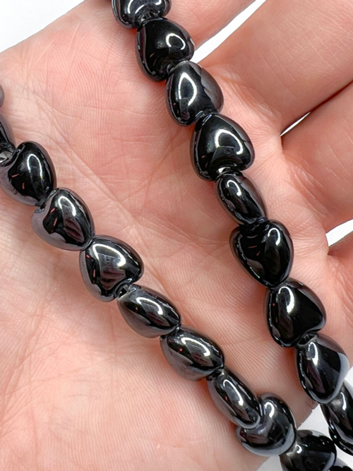 Керамические бусины Сердце, 10/13/15 мм, на нитке 32 см