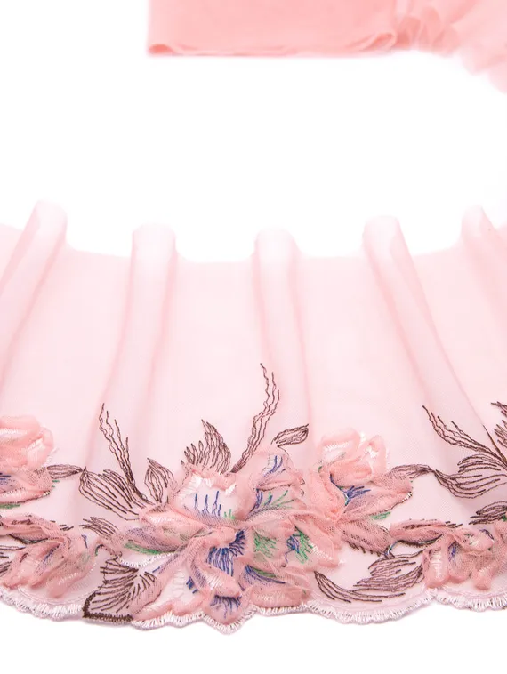 05-79 Вышивка на неэл. сетке 20 см, пудра/кофе (правая)