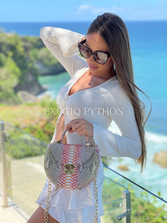 Сумка из питона нежно-розовая с золотым напылением BG-485