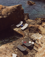 Алюминиевый шезлонг Marcona окрашенный в черный цвет