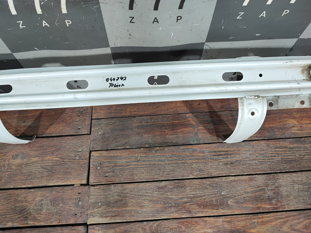 Усилитель заднего бампера Haval Jolion 21-нв Б/У Оригинал 2804300XGW02A