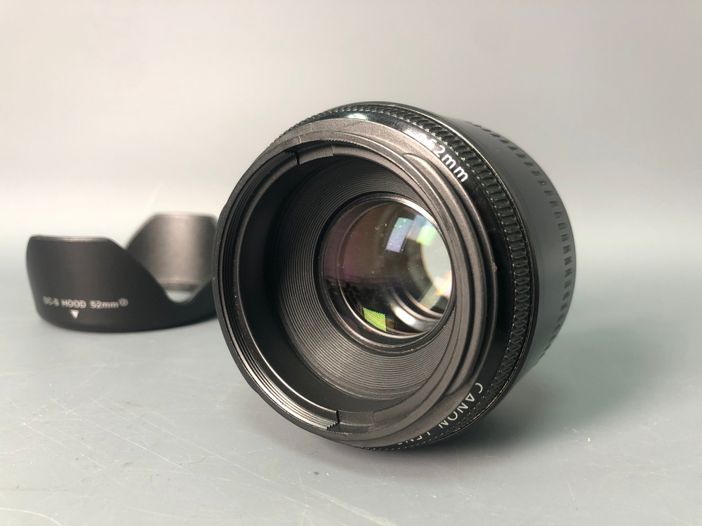 Canon EF 50mm f/1.8 II