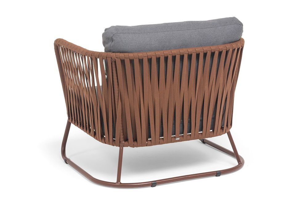 "Багамы" кресло плетеное из роупа, каркас алюминий коричневый (RAL8016) муар, роуп BZ23-ED31, ткань темно-серая 027