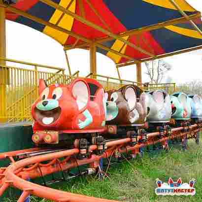 Страшные американские горки «Мышиный вжух», 8 кабин 16 мест, 28×17×6 м