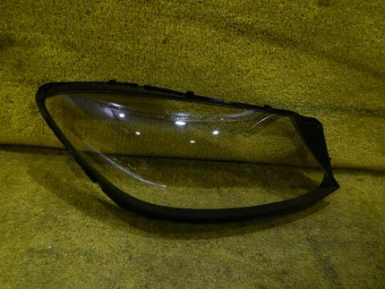 Стекло фары правое Mercedes S W222 (2017-2020)