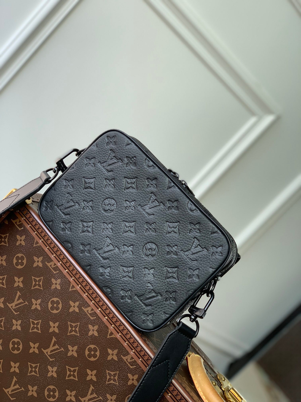 Louis Vuitton Steamer Messenger Bag
