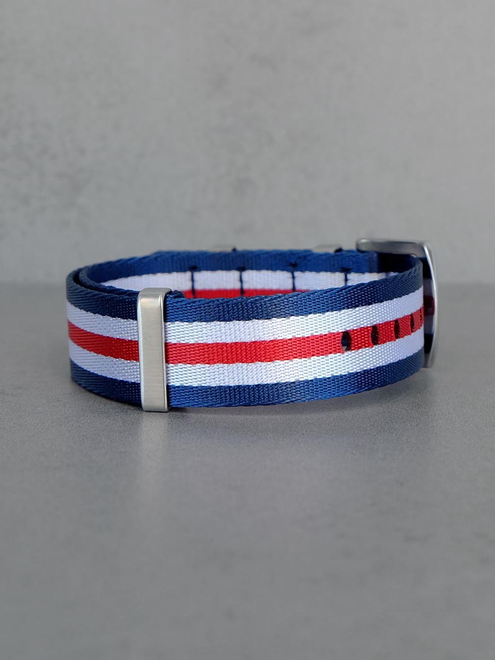 Nato Strap Premium - нейлоновый ремешок для часов