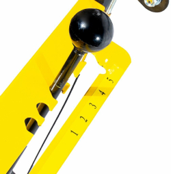 Снегоуборщик бензиновый Huter SGC 4100 - 7л. с, скорости 5/2, захват ширина 56/высота 54