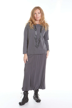 СВИТШОТ С АКЦЕНТНОЙ СПИНКОЙ