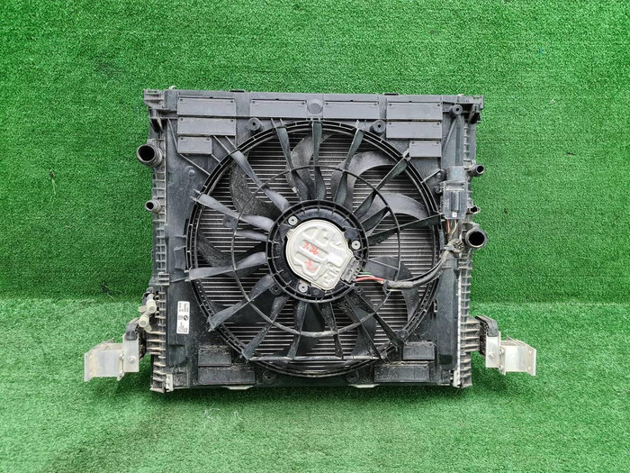 Кассета радиаторов BMW 5er G30 (2017-2023)