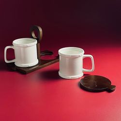 Lenardi 235-077 Набор из 2 кружек 310мл с блюдцами на подставке TROPICAL в под.уп.(х12)Фарфор