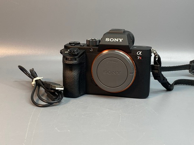 Sony A7R II 5.000 кадров