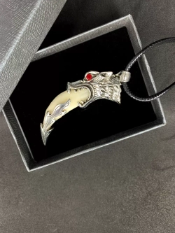 Кулон оберег амулет Настоящий Волчий Клык Зуб Волка талисман