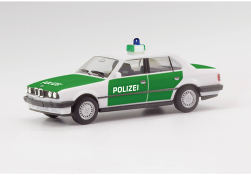 Автомобиль BMW 323i (E30) „Polizei“