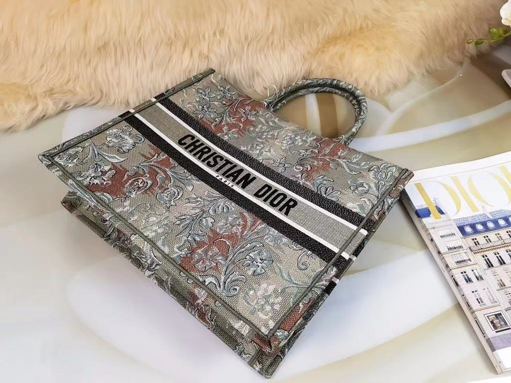Christian Dior Book Tote 42 cm