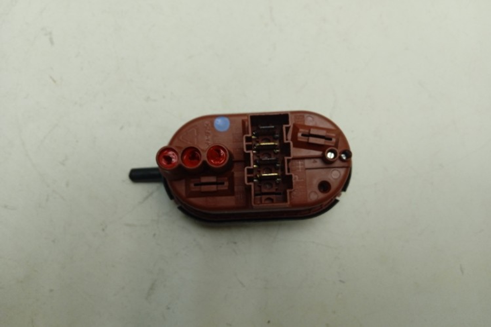 S1WTF3002A кт143 Датчик уровня воды для стиральной машины Siemens S1WTF3002A б/у