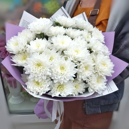 Букет из 7 кустовых хризантем сорта "BALTICA WHITE"