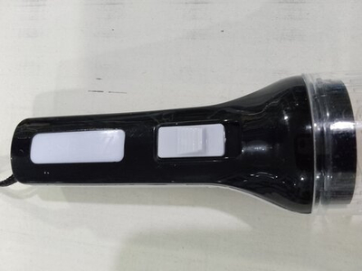 Фонарь ручной, AG3, черно-белый