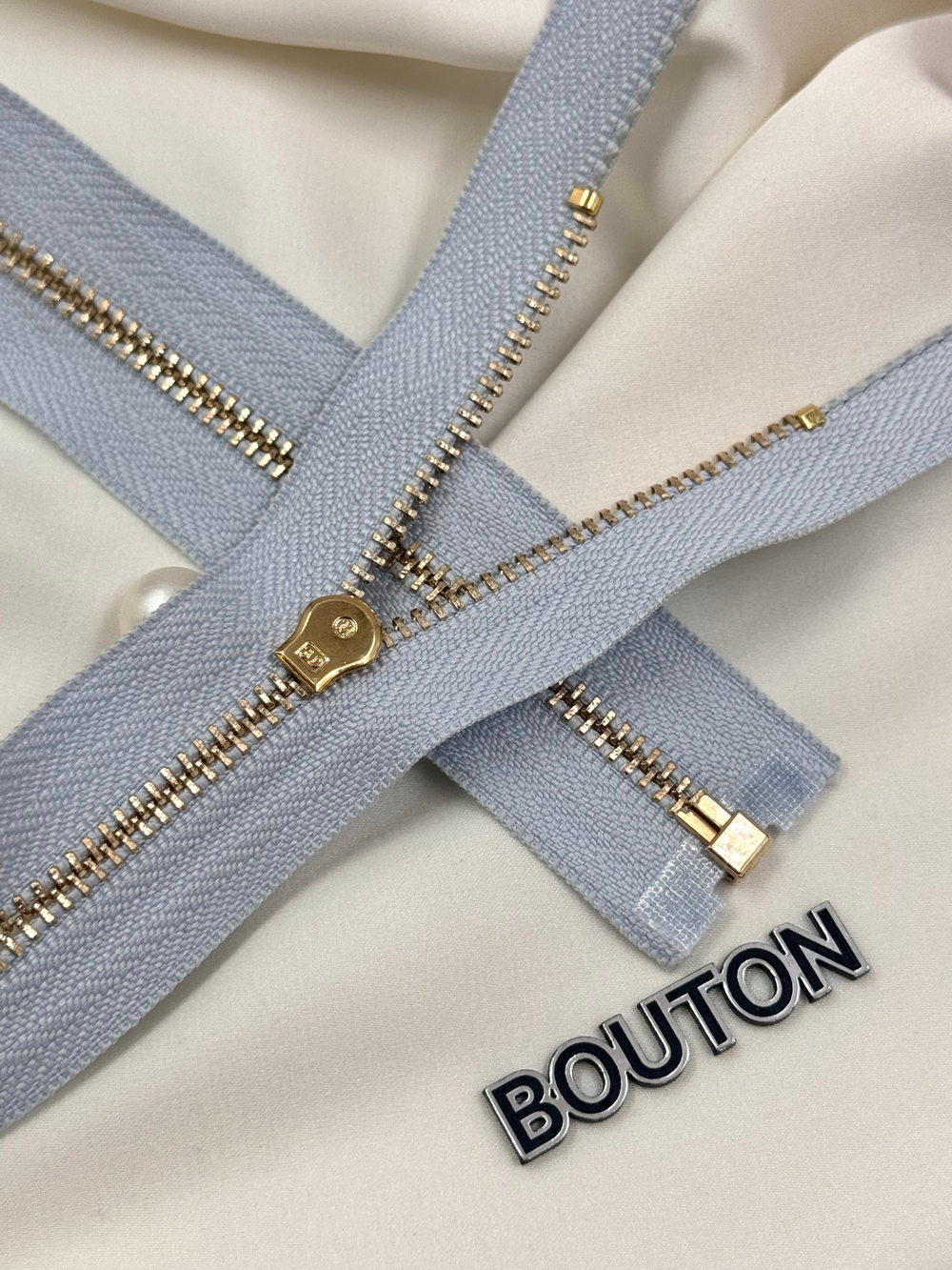 Молния голубая золото матовый жемчуг