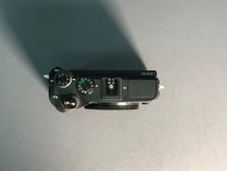 Canon EOS M6 + 15mm-45mm