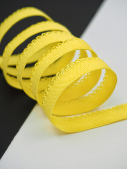 Бельевая резинка желтая ажурная ширина 10 мм с учетом фестона