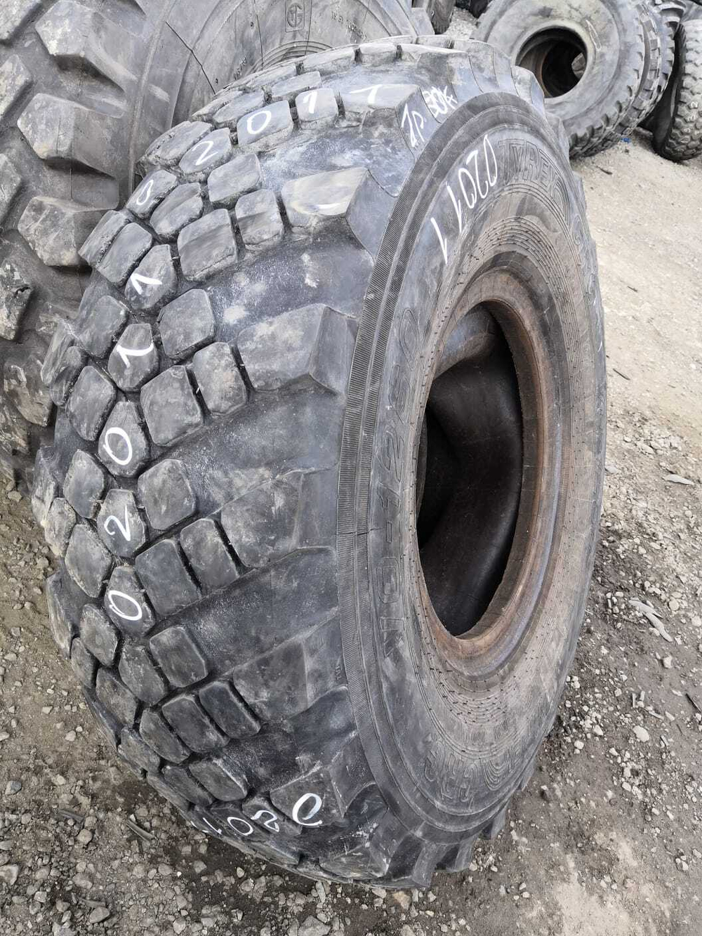 425/85R21 Tyrex VO-1260 шина б/у
