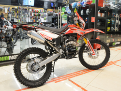 Мотоцикл эндуро Regulmoto Sport-003 250 ПТС Красный