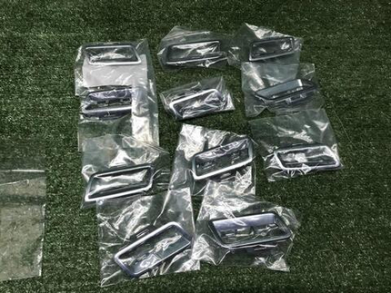 Накладка решетки радиатора Mercedes GLA X156 17-20