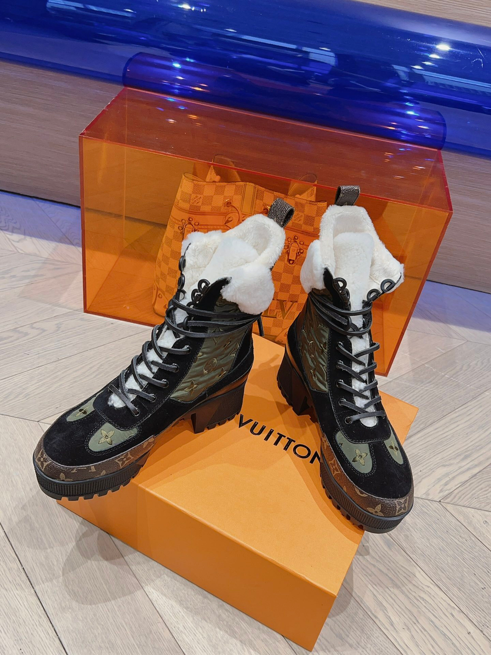 Louis Vuitton Laureate Desert Boot