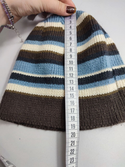 Шапка в полоску