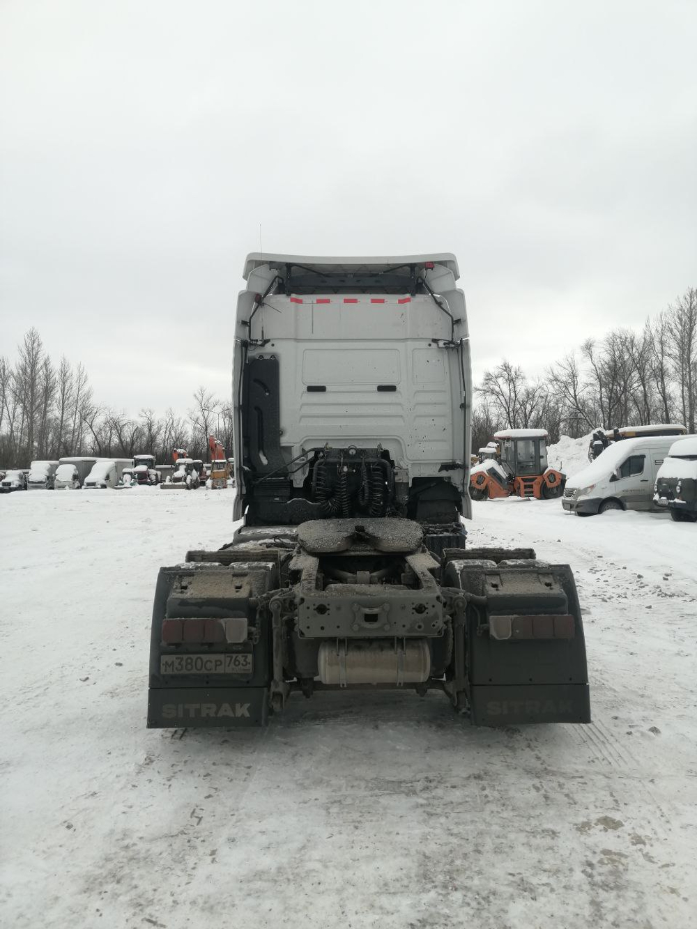 SITRAK C7H MAX 4x2 Седельный тягач ZZ4186V361HE (Дизельный, 12,4 л, 480 л.с., АТ)