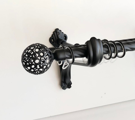 Карниз кованый консольный витой Шар ажурный d20/16 двухрядный, цвет черный