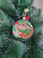 Шар стеклянный  "котик на ёлке" ручная роспись