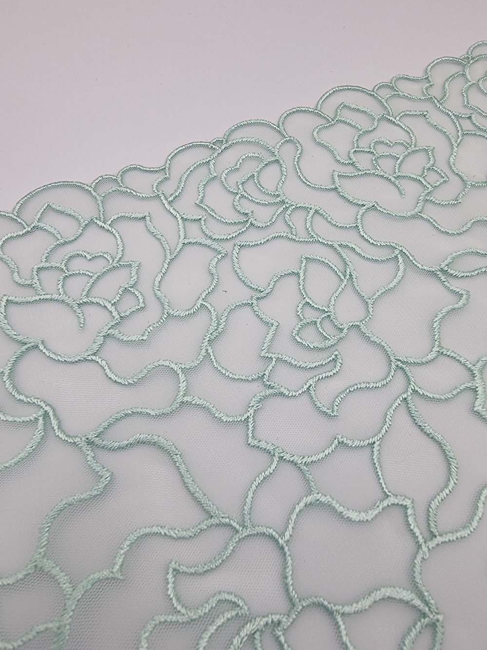 Вышивка на сетке ментол К794 левая 21 см