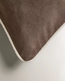 ZARA HOME БАРХАТНАЯ НАВОЛОЧКА ДЛЯ ДЕКОРАТИВНОЙ ПОДУШКИ, ШОКОЛАДНЫЙ