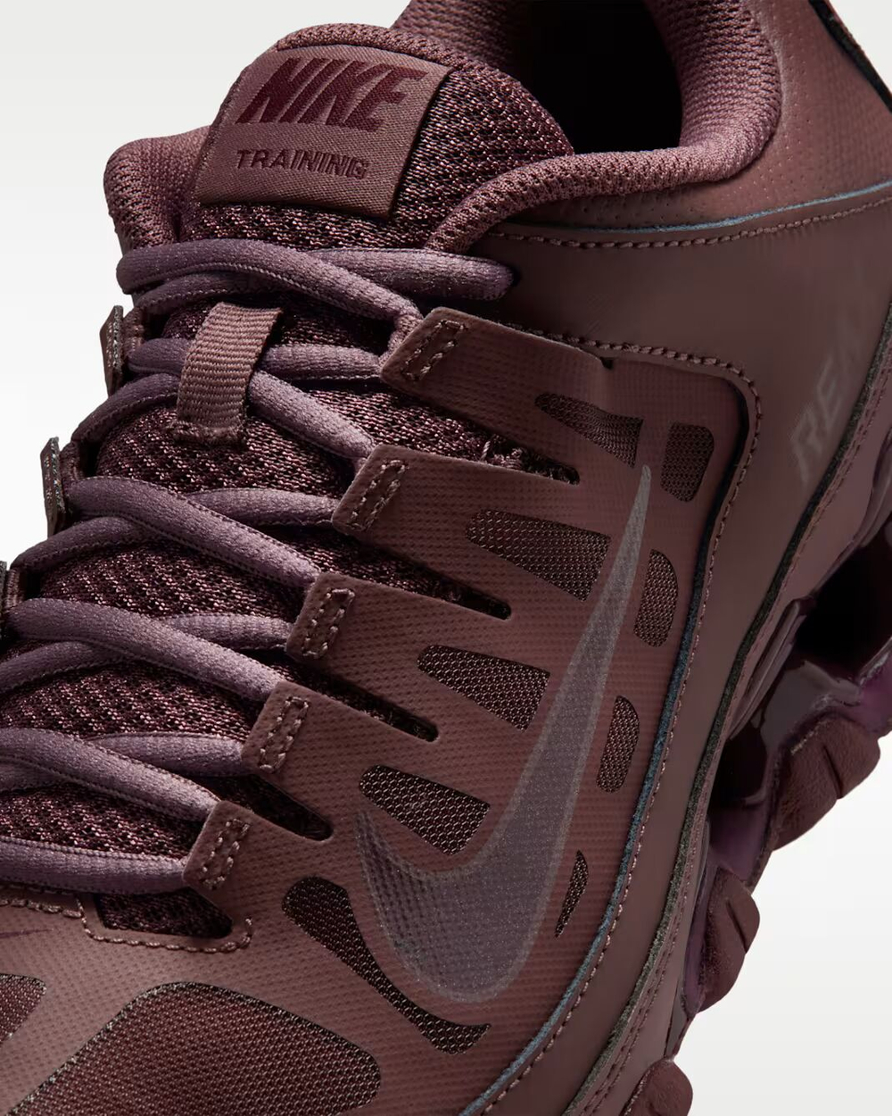 Nike Reax 8 TR Женские кроссовки для тренировок - NIKE