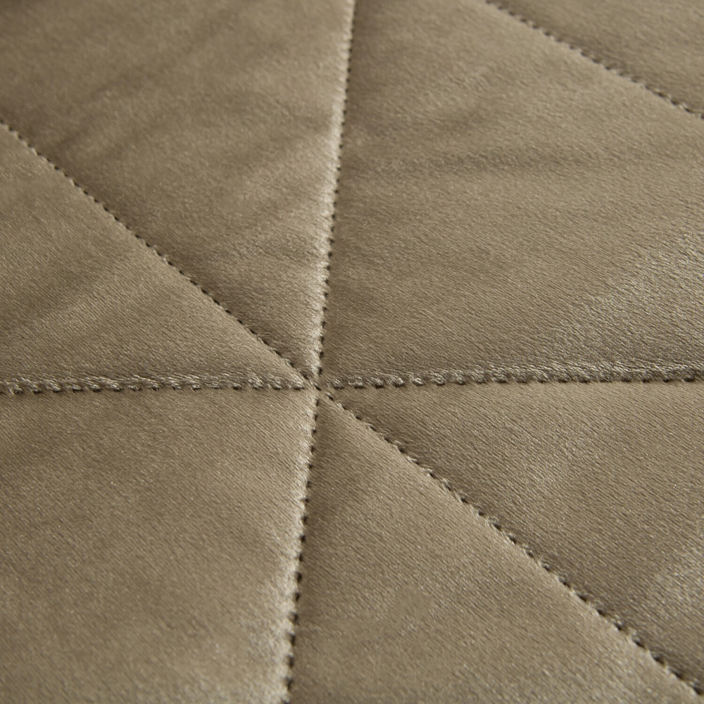 Велюровое покрывало в клетку с наволочками OVL030