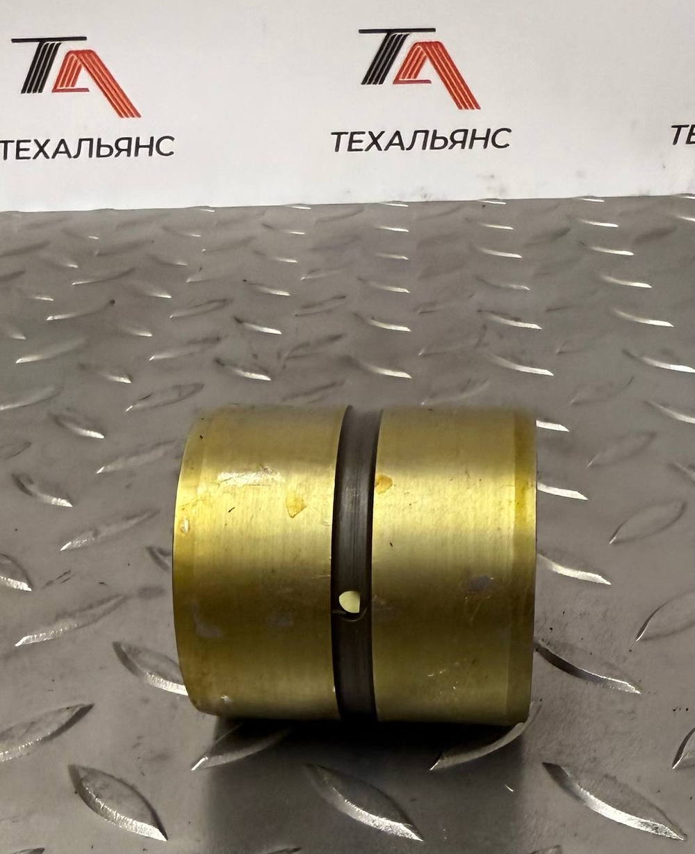 Втулка 7K-0085