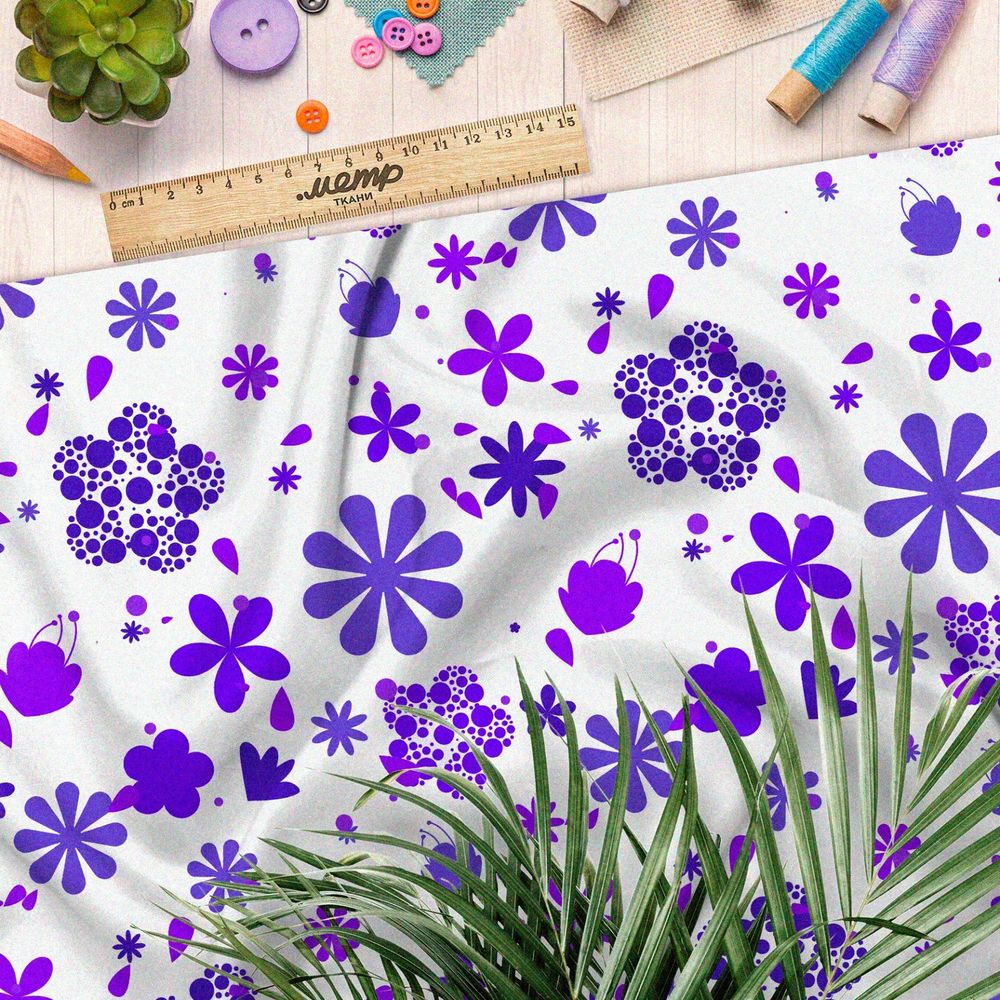 Ткань сатин сиреневые цветы на белом фоне