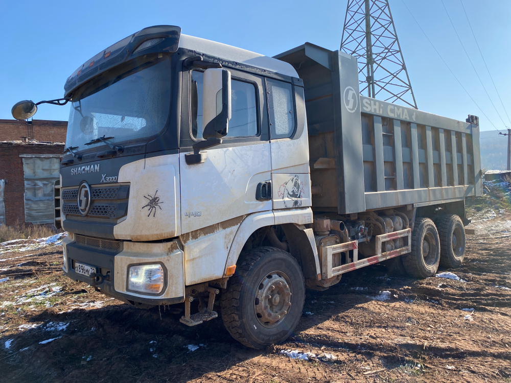 Shacman (Shaanxi) SX* 6x6 Самосвал SX32586T385 (Дизельный, 11,6 л, 369 л.с., МТ)