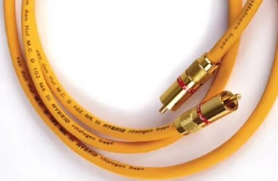 Van Den Hul The D-102 III 3T Hybrid 2RCA-2RCA 0.8m