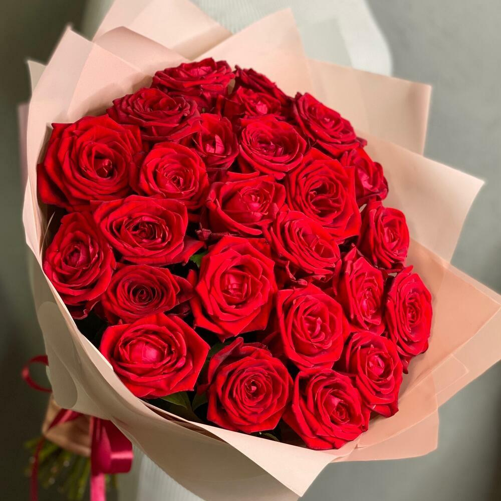 Букет 25 красных роз