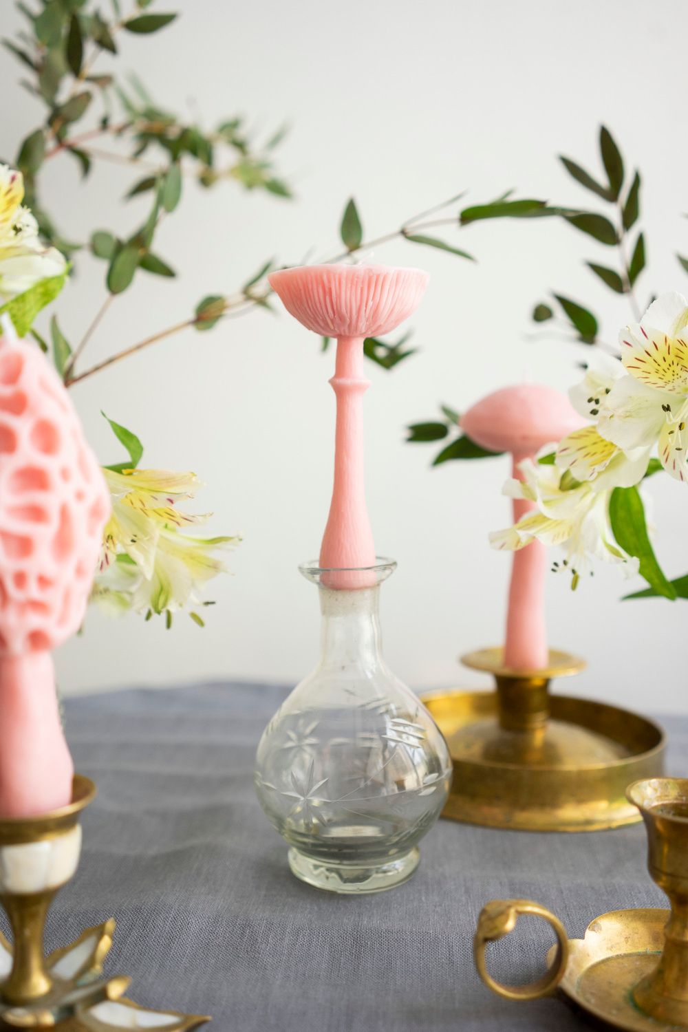 Купить Свеча Unification Love Мухомор Перезрелый Нежно-розовый (Черная смородина) Свеча Unification Love Мухомор Перезрелый Нежно-розовый (Черная смородина)