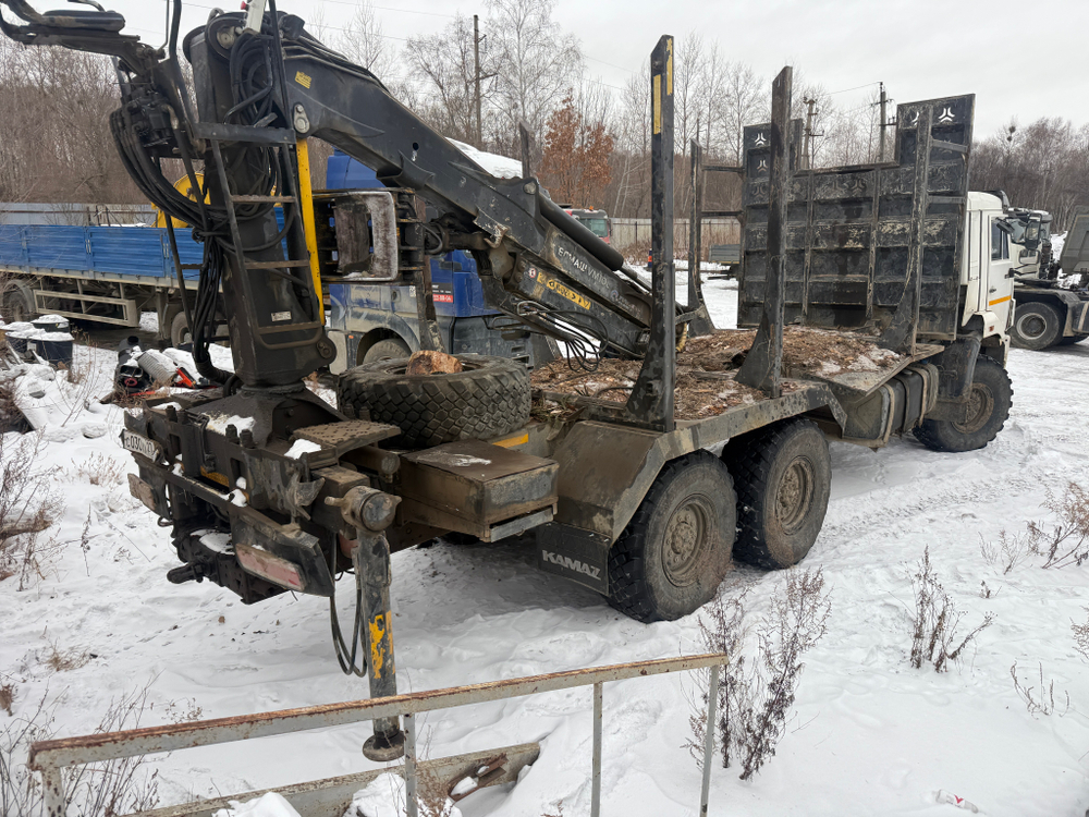 КамАЗ 43118 6x6 Сортиментовоз с КМУ 659108 (Дизельный, 11,8 л, 300 л.с., МТ)