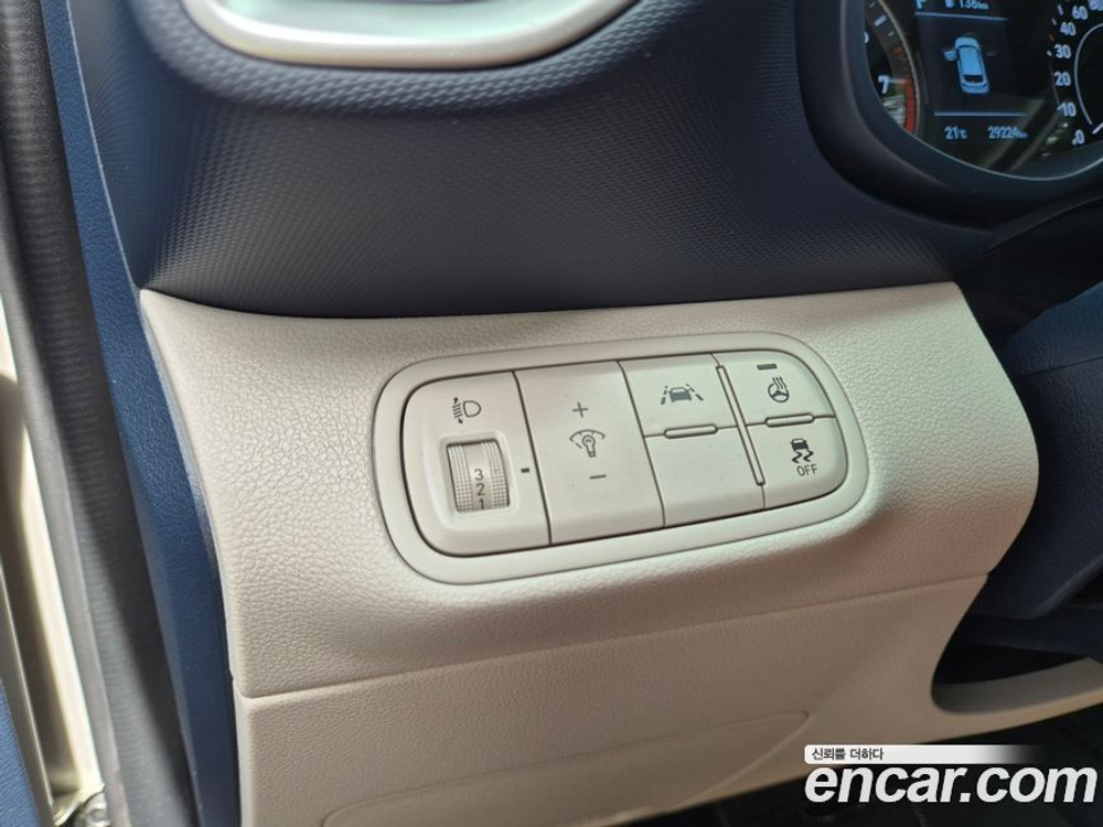Hyundai Venue 1.6 Fluxe (04.2021)
