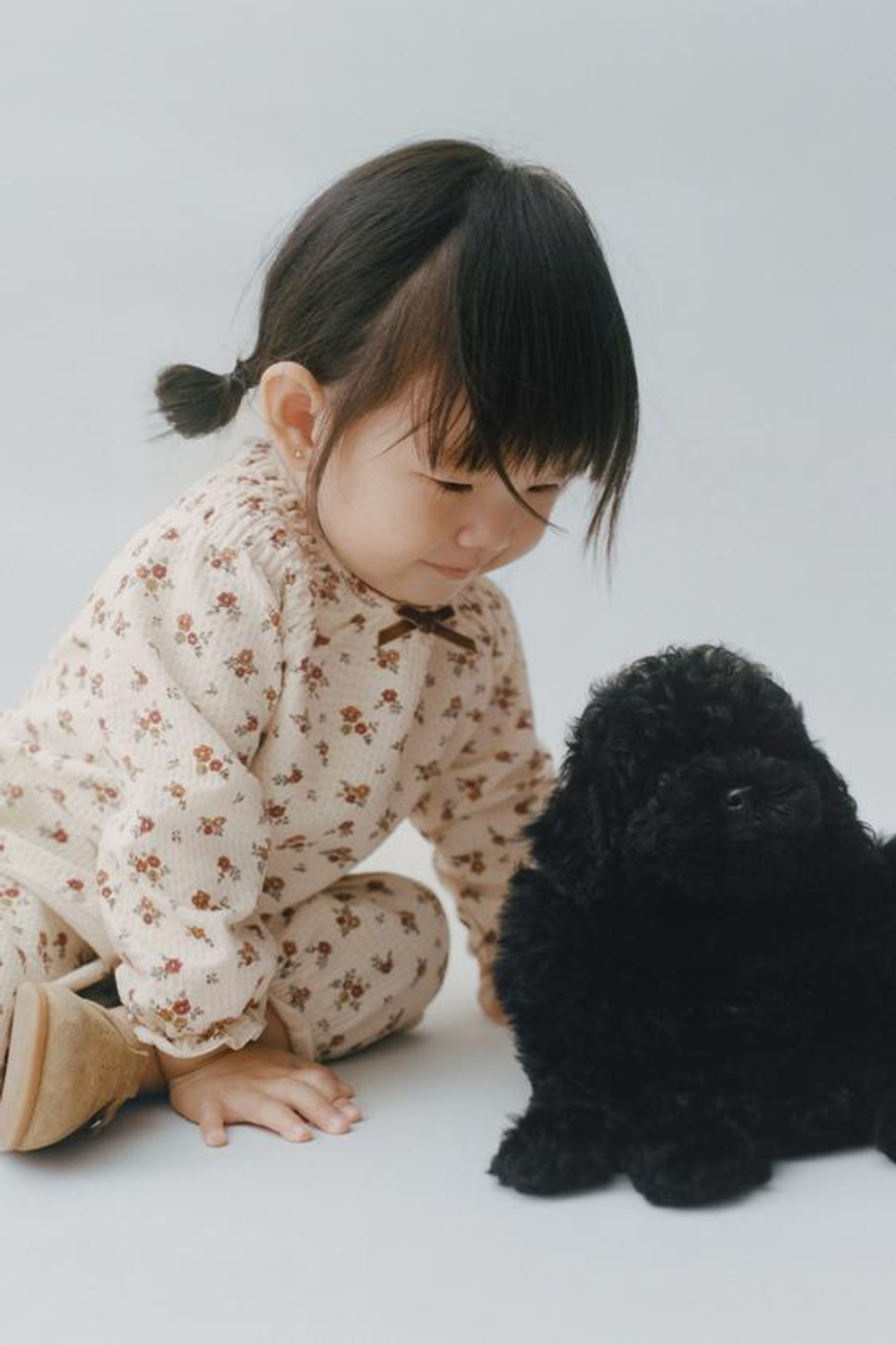 ZARA ЖАТАЯ ФУТБОЛКА В ЦВЕТОЧЕК, ЭКРЮ