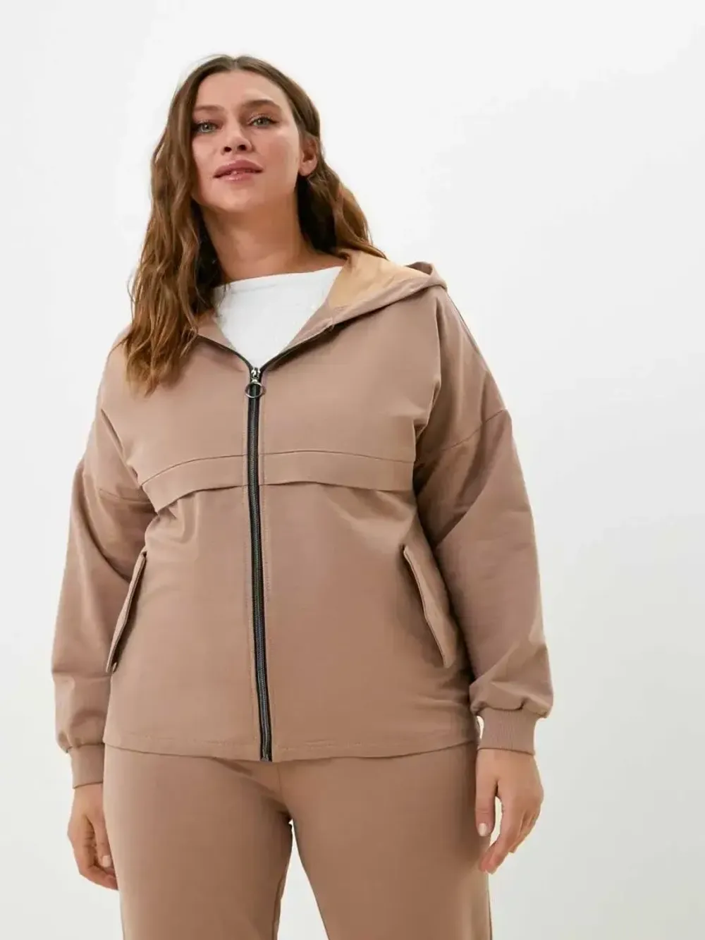 Костюм спортивный