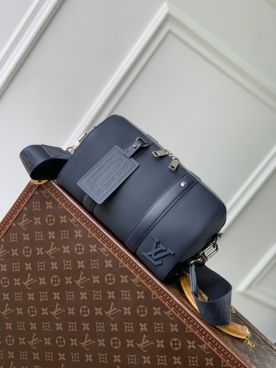 Louis Vuitton City Keepall 27 cm