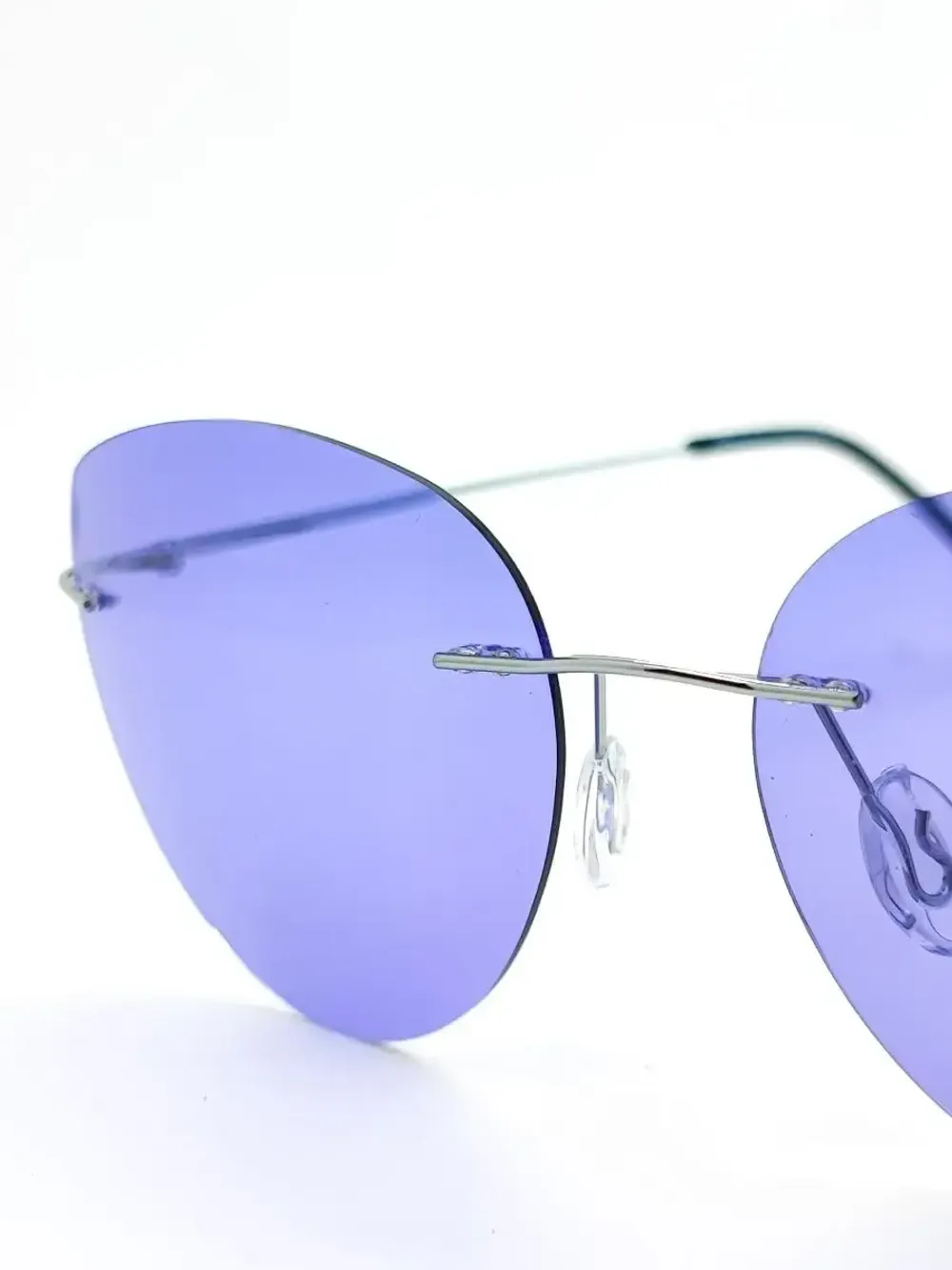 Титановые солнцезащитные очки с поляризацией