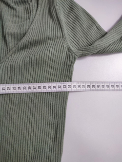 Кофта на пуговицах 44 размер